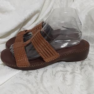 Dr. Scholl's Bette Leather Double Air Pillo Slip-on Sandal.